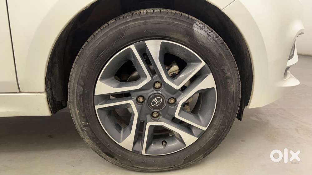 Tata Tiago Xza Plus, 2022, Petrol