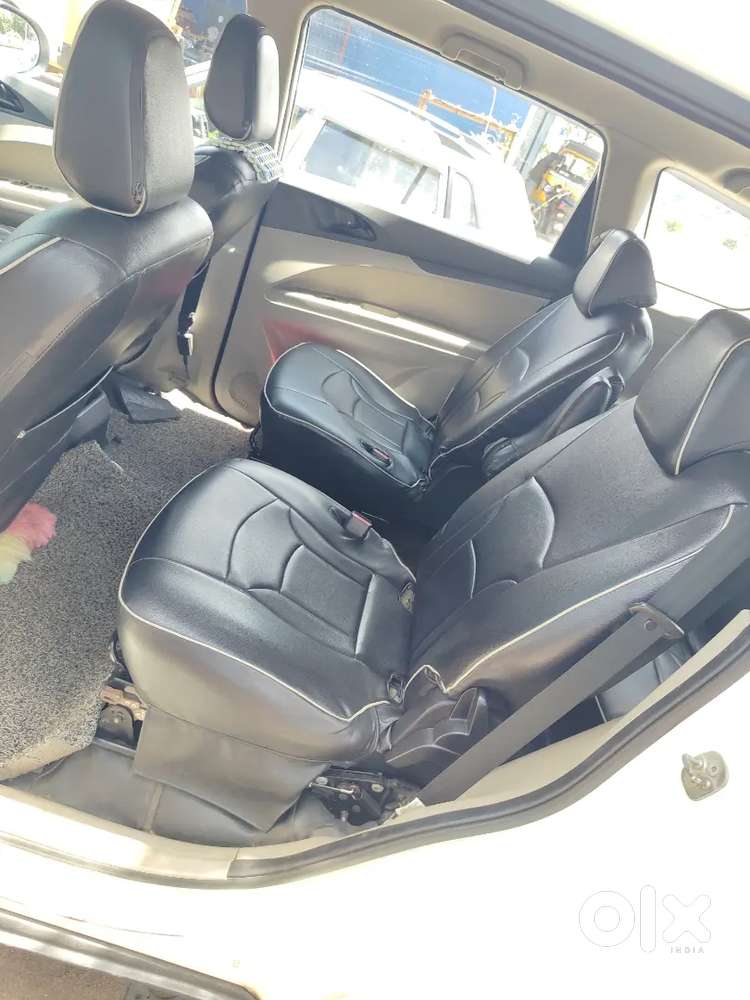 Mahindra Marazzo Diesel 2019