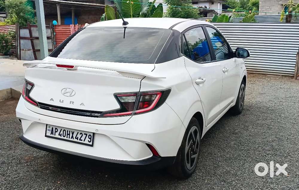 Hyundai Aura 1.2 Petrol 2025