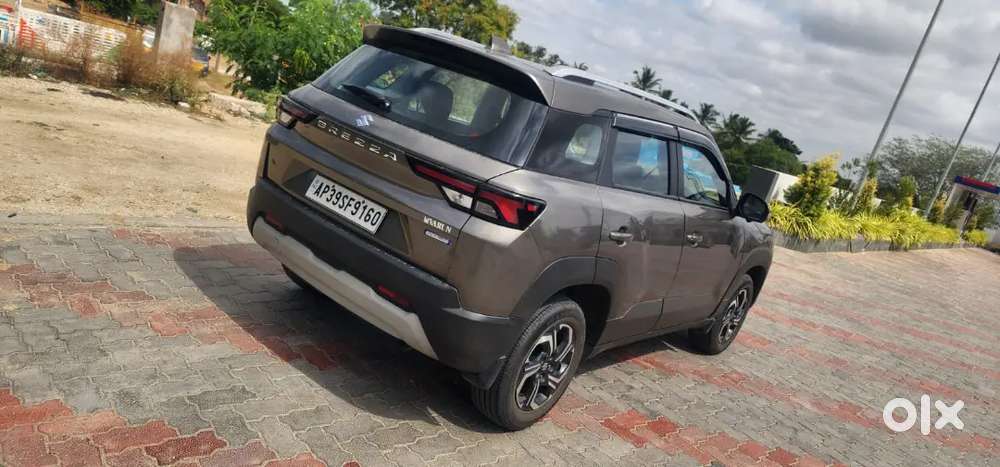 Maruti Suzuki Brezza Hybrid 2023 Dual Tone