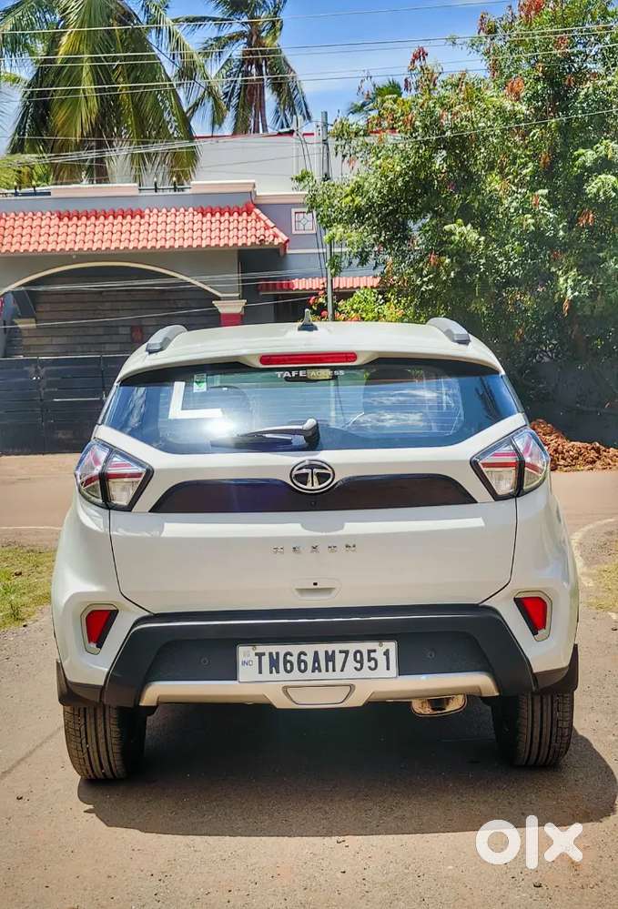 Tata Nexon Xza+ Automatic