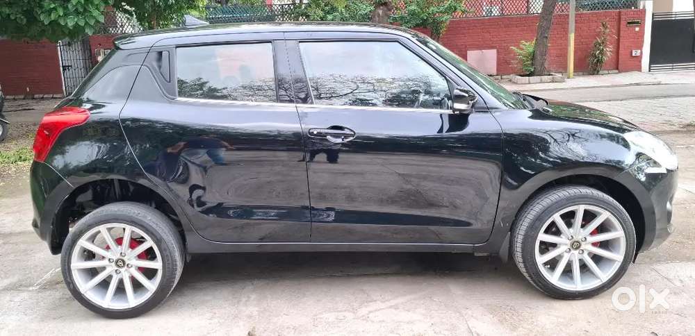 Maruti Suzuki Swift 2024 Petrol 36000 Km Driven
