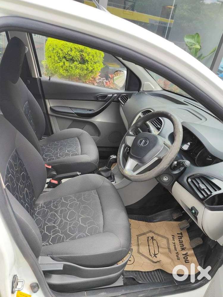 Tata Tiago 1.2 Revotron Xt, 2017, Petrol