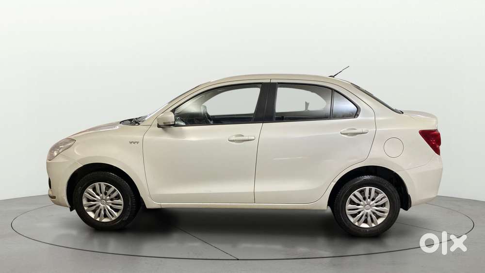 Maruti Suzuki Swift Dzire 1.2 Vxi Bsiv, 2017, Petrol