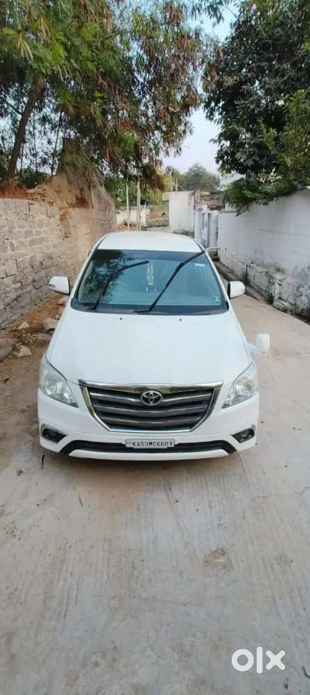 Innova White Colour