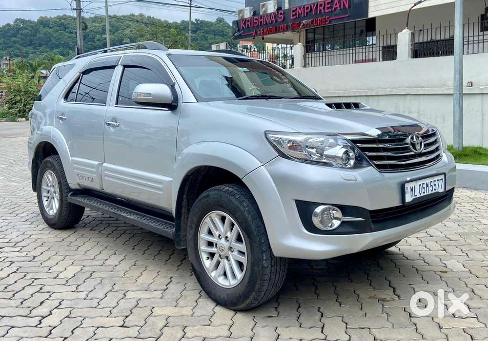 Toyota Fortuner 2015 Diesel 148000 Km Driven