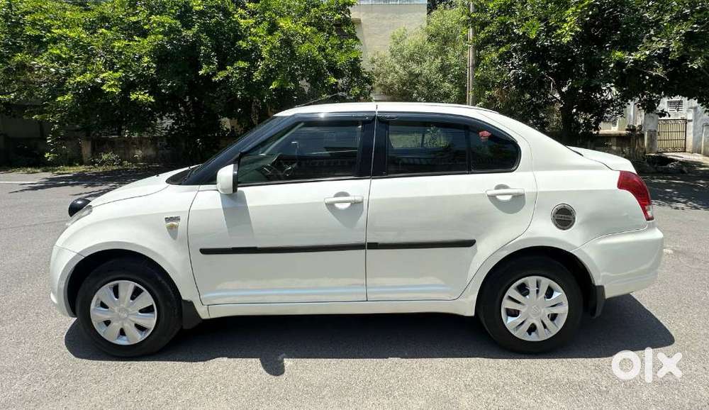 Maruti Suzuki Swift Dzire Vdi Bsiv, 2010, Diesel