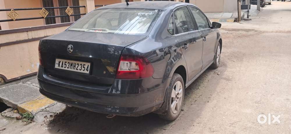 Skoda Rapid Tsi Active 1.0 Mt, 2021, Petrol