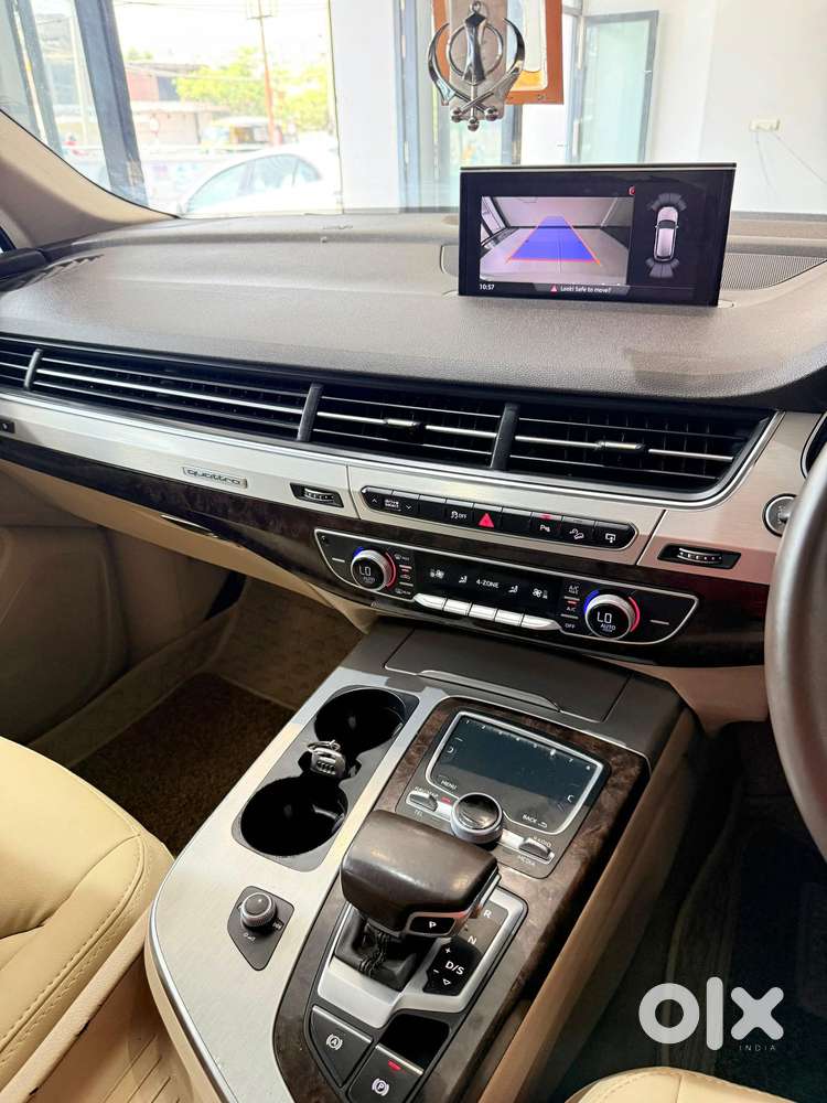 Audi Q7 45 Tdi Premium With Sunroof, 2016, Diesel