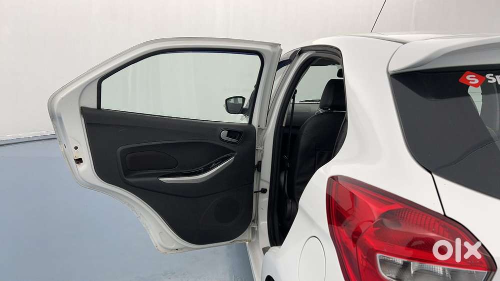 Ford Figo 2012-2015 Petrol Titanium, 2018, Petrol