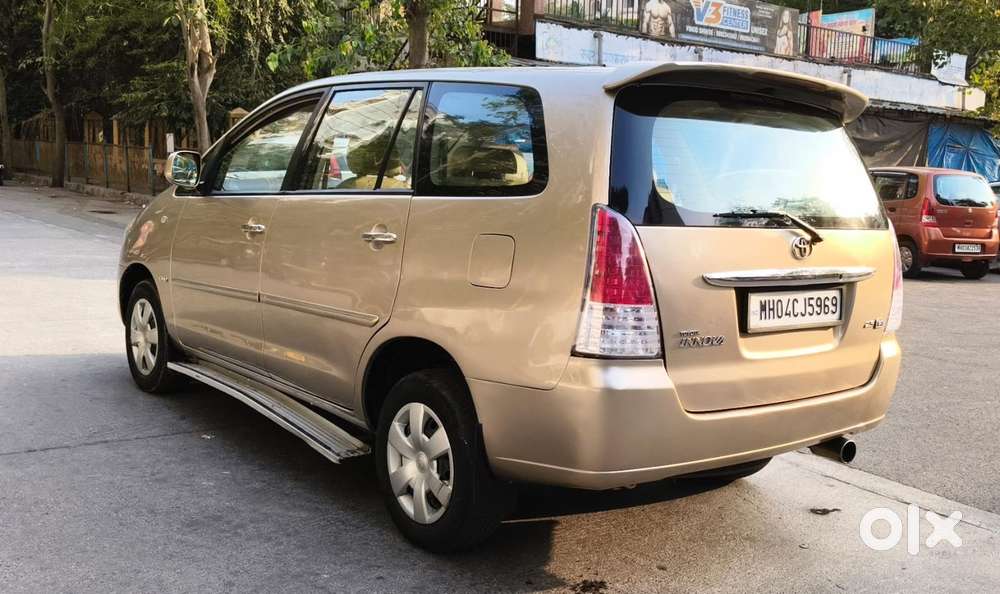 Toyota Innova 2.5 G (diesel) 8 Seater, 2005, Diesel