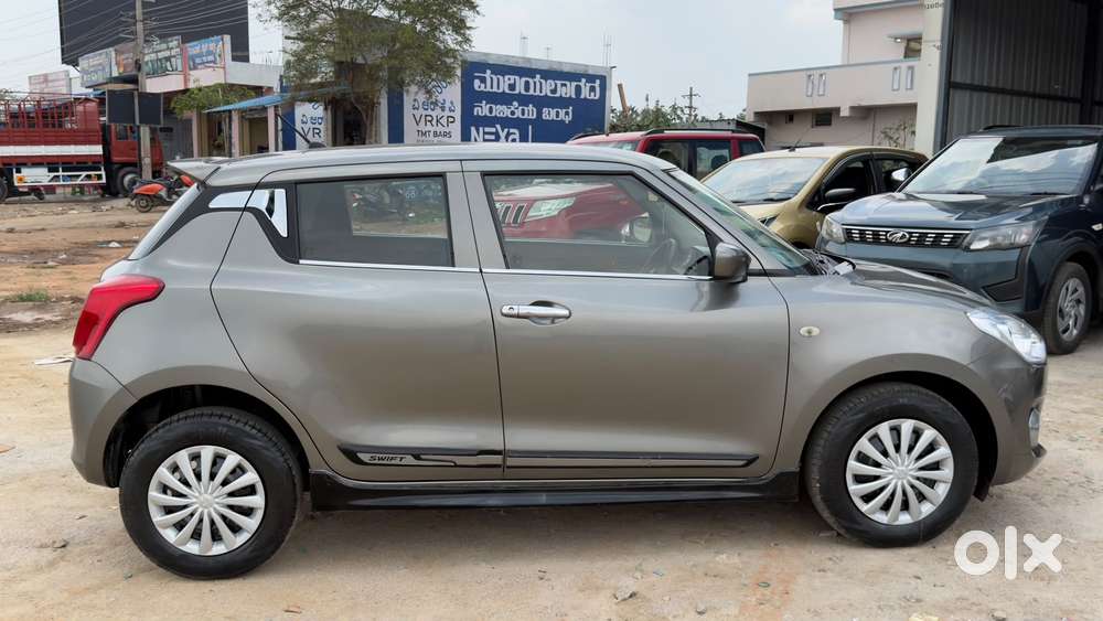 Maruti Suzuki Swift Vvt Vxi, 2019, Petrol