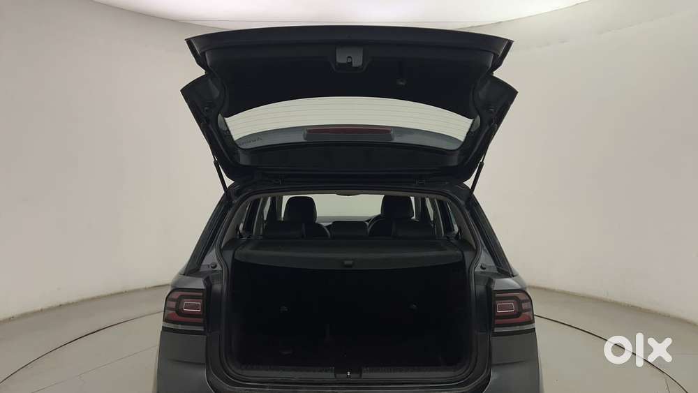 Volkswagen Taigun Topline 1.0 Tsi At (electric Seats), 2022, Petrol