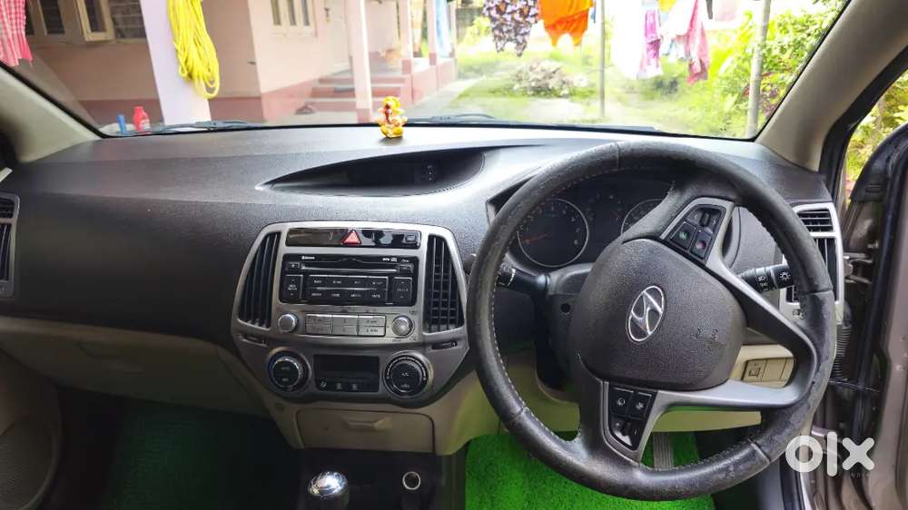 Well Maintained I20 Sports Model For Sell