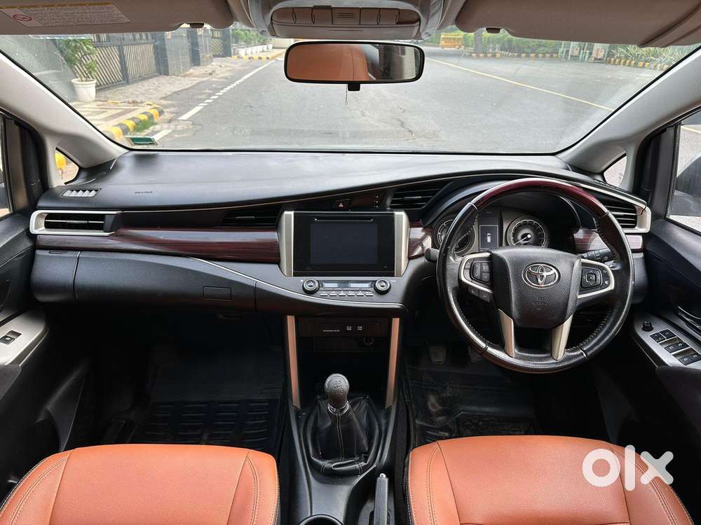 Toyota Innova Crysta