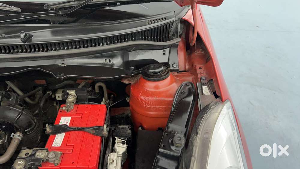 Maruti Suzuki Swift Vvt Vxi, 2014, Petrol