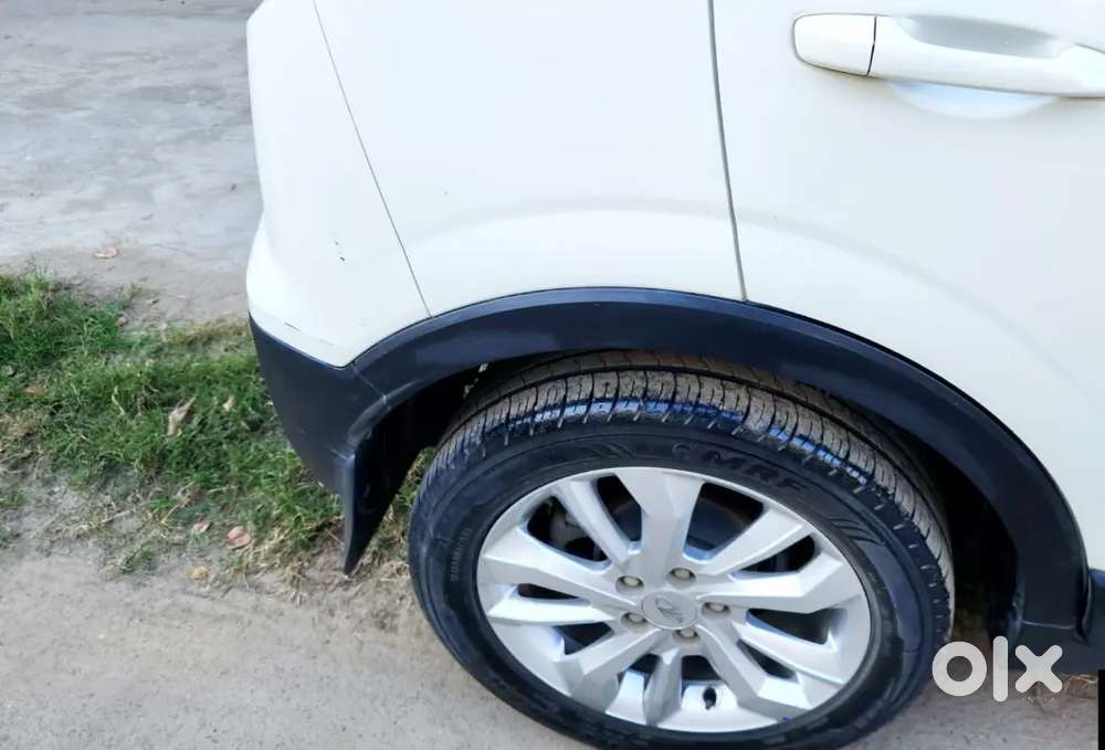 Mahindra Xuv300 1.2 2022 Urgent  Sell