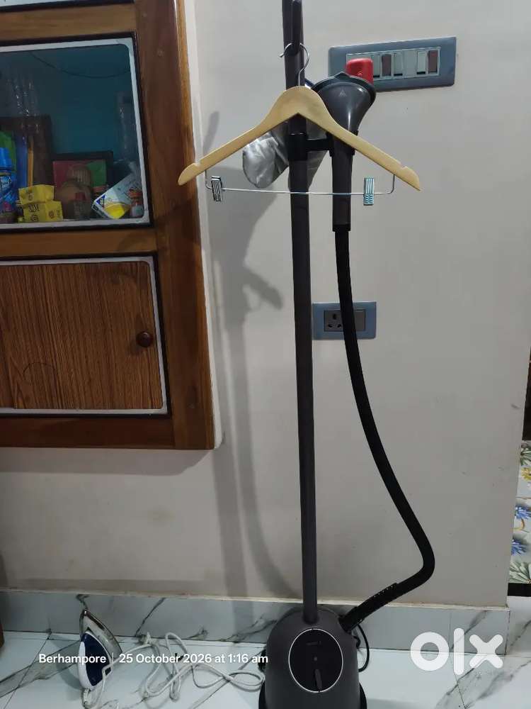 HAVELLS Fyber Standing Garment Steamer for clothes| 1600 Watt | 3 Stea