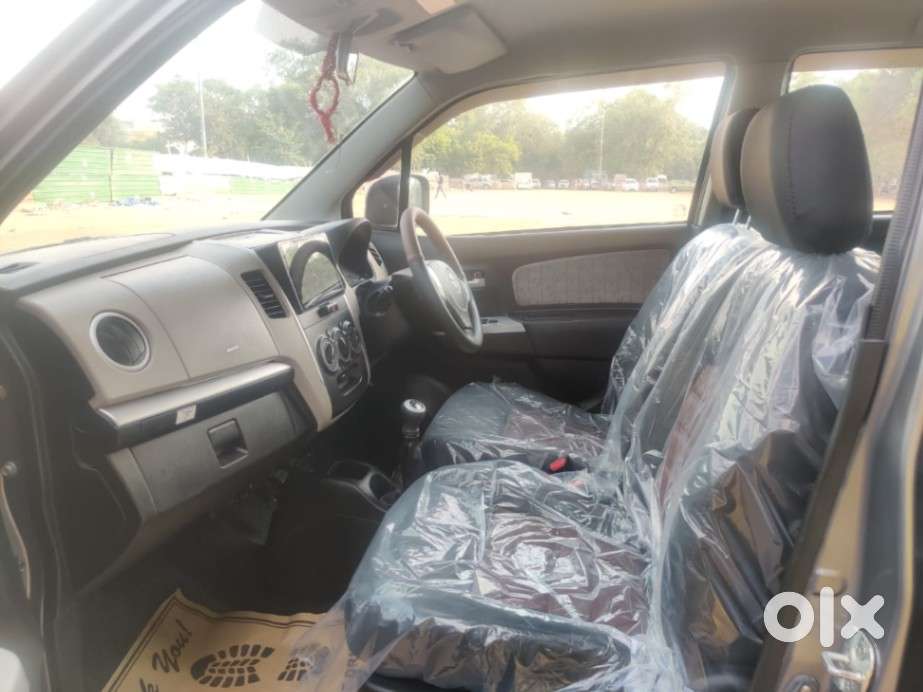 Maruti Suzuki Vitara Brezza 1.5 Vxi, 2015, Cng & Hybrids