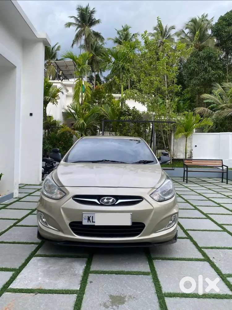 Hyundai Verna 2012 Petrol+cng 71000 Km Driven