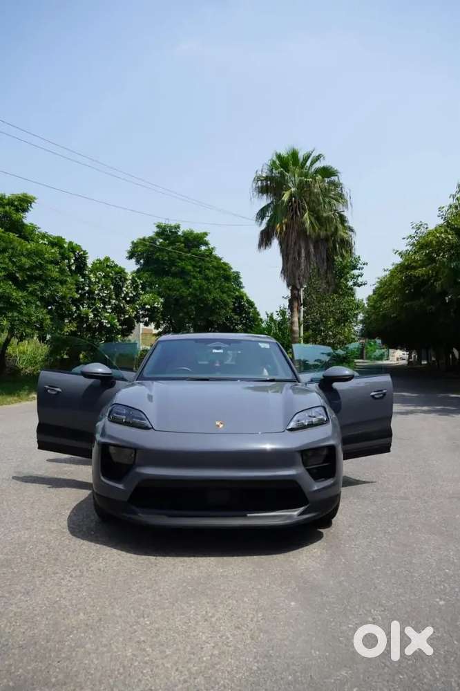 Porsche Macan Ev 4s  2025