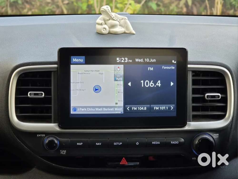 Hyundai Venue 2020 Petrol Well Maintained Brand New Tyres
