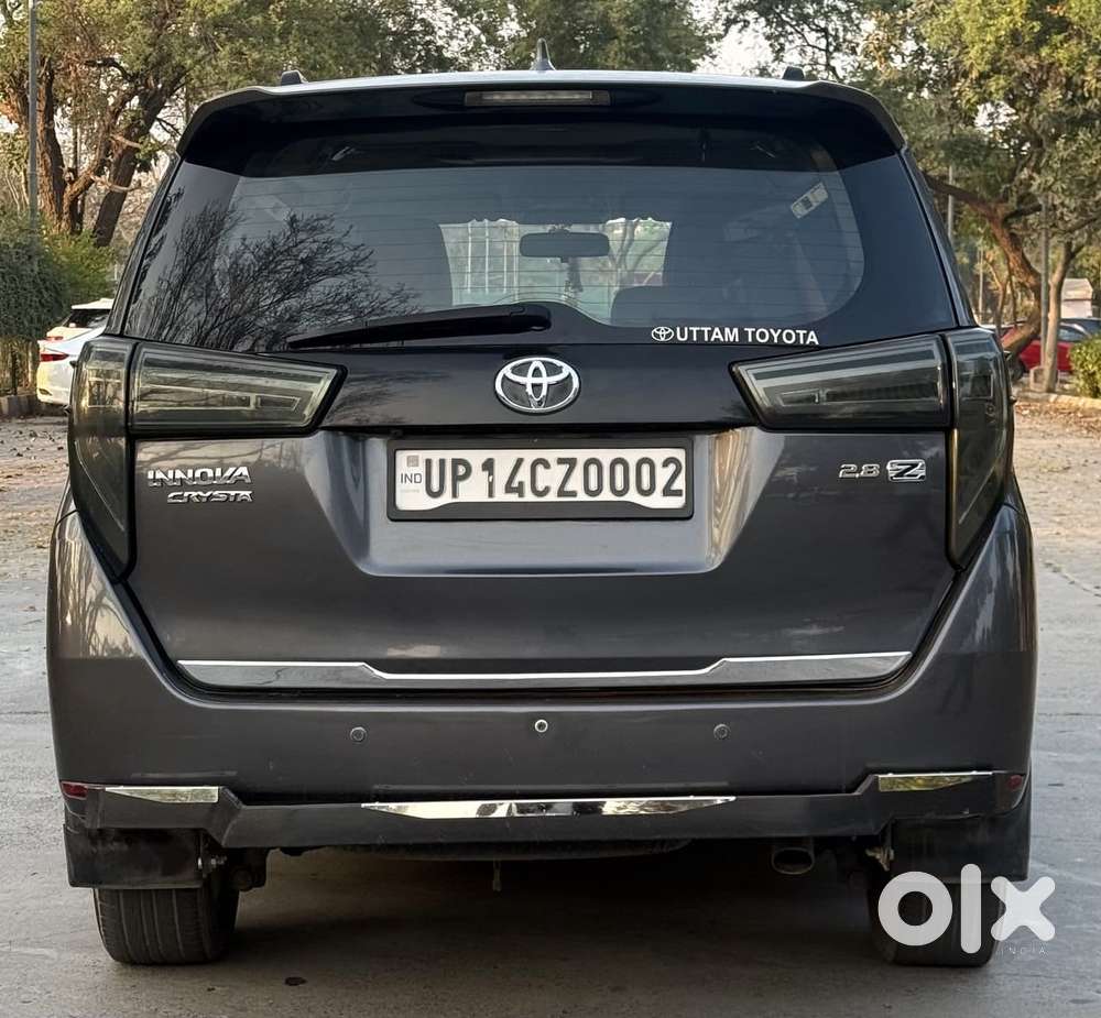 Toyota Innova Crysta 2.8z Automatic, 2016, Diesel