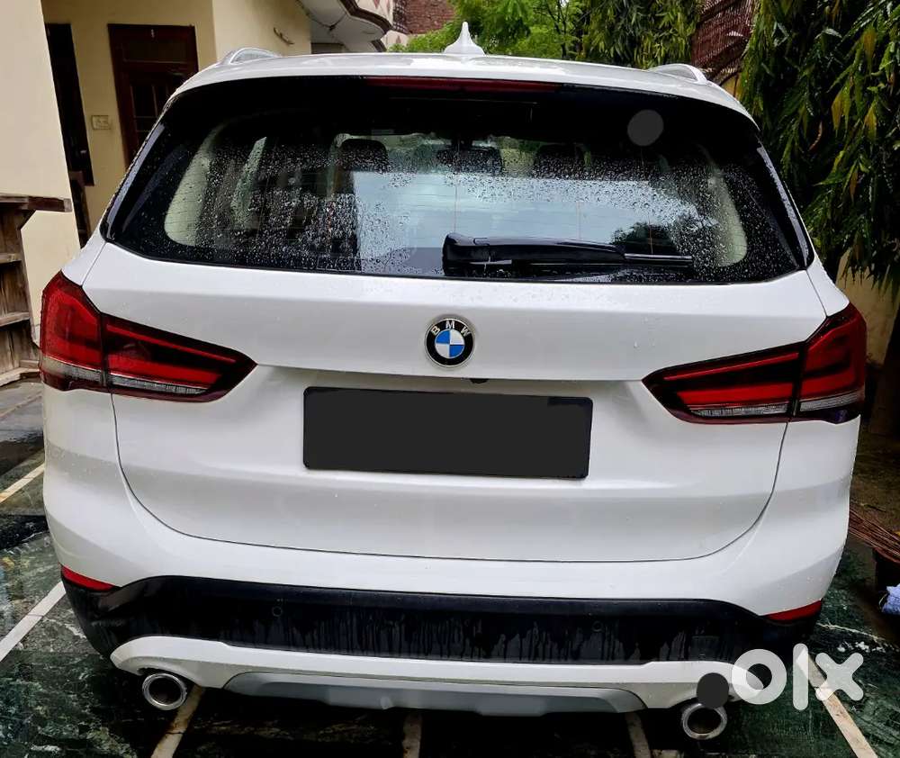 White Bmw X1 Sdrive20d Xline