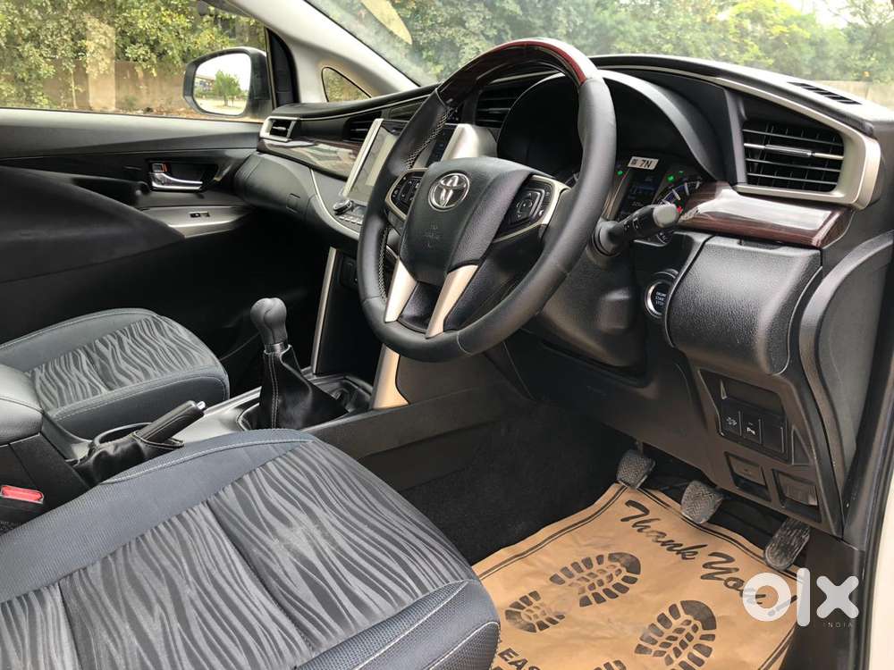 Toyota Innova Crysta