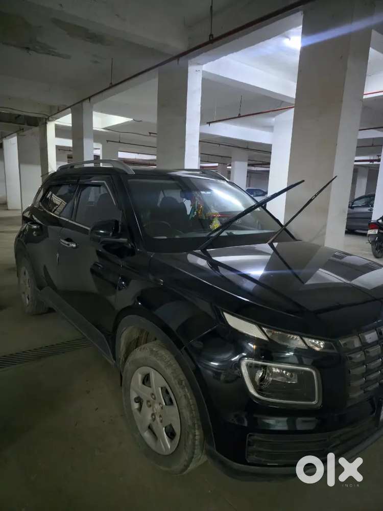 Hyundai Venue 2nd Top Model