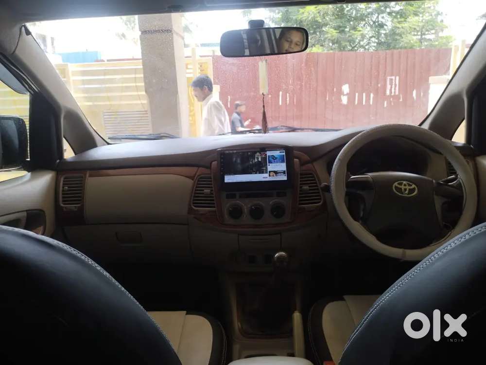 Toyota Innova 2012 Diesel Well Maintained