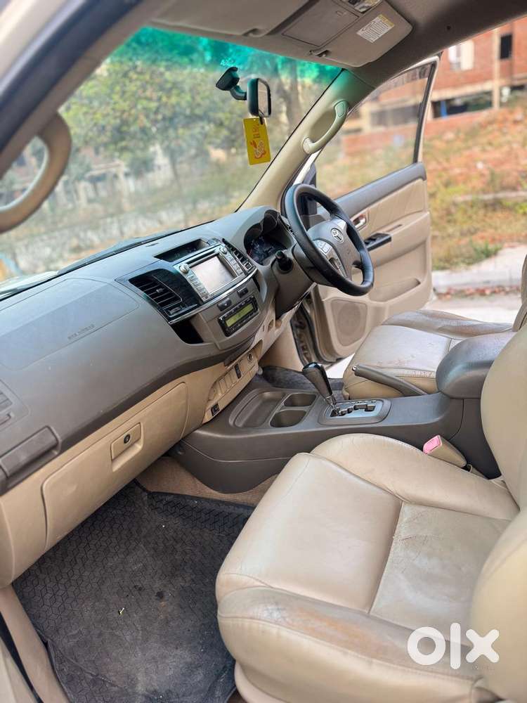 Toyota Fortuner 3.0 4x2 Automatic, 2013, Diesel