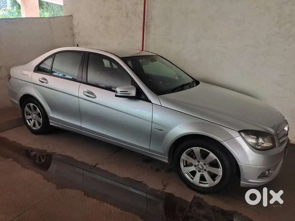Mercedes-benz C-class 2010 Diesel 109500 Km Driven