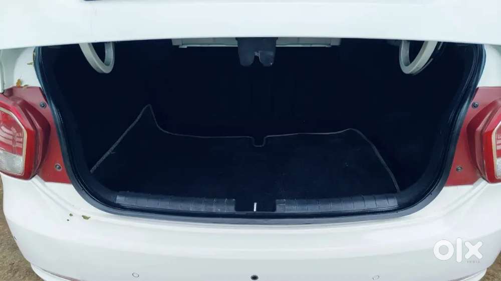 Hyundai Xcent Petrol 2014 Variant
