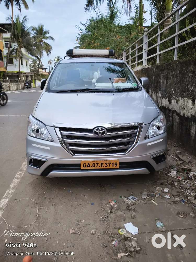 Toyota Innova Hycross 2013