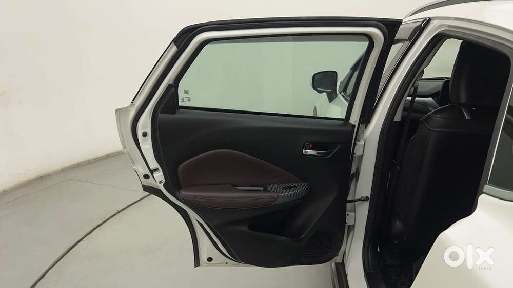 Maruti Suzuki Fronx Alpha 1.0l Turbo 6 At, 2023, Petrol