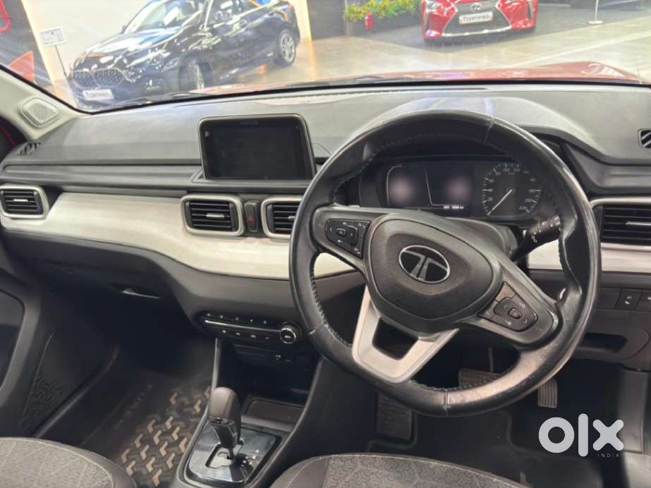 Tata Punch Creative Flagship Dual Tone Amt, 2024, Petrol