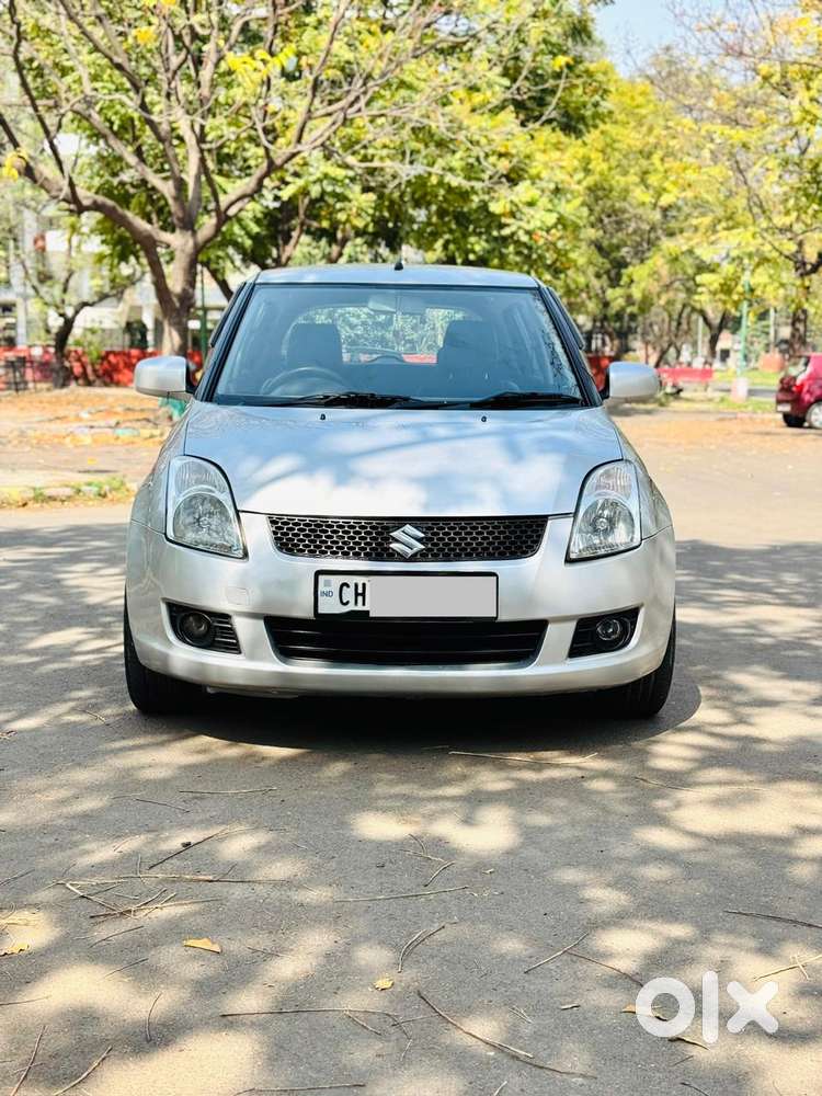 Maruti Suzuki Swift Vxi + Manual, 2010, Petrol