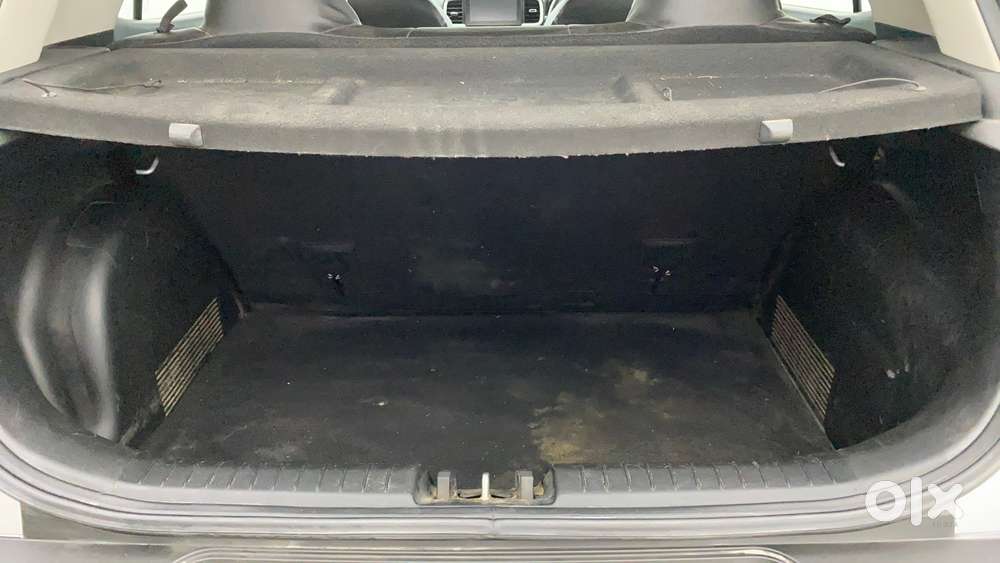 Hyundai Venue [2022-ongoing] 1.2 S, 2023, Petrol