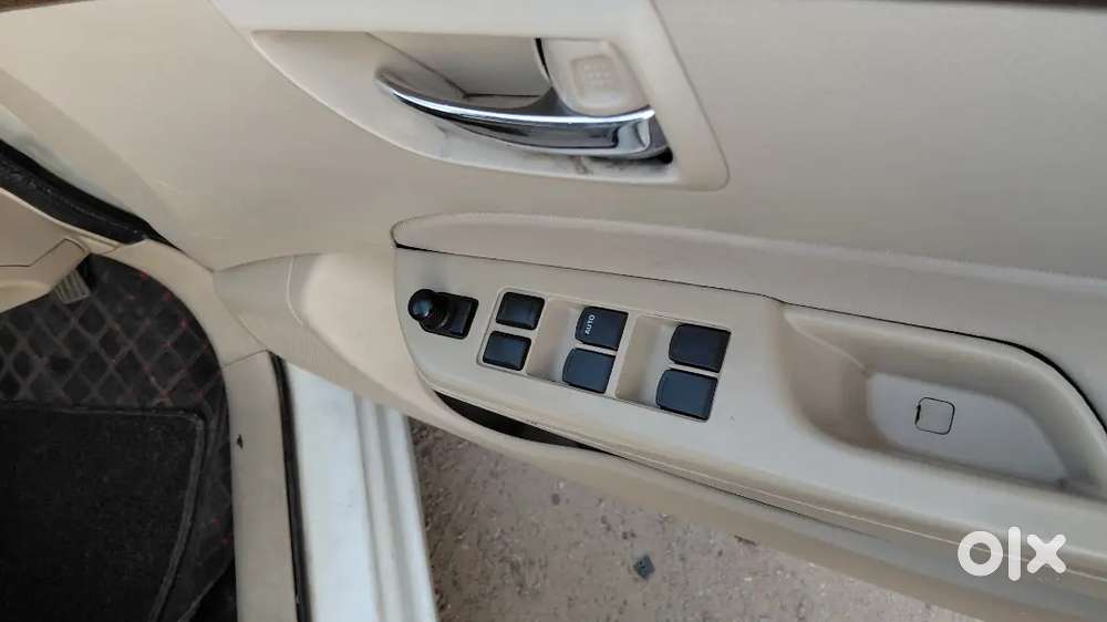Maruti Suzuki Dzire 2015