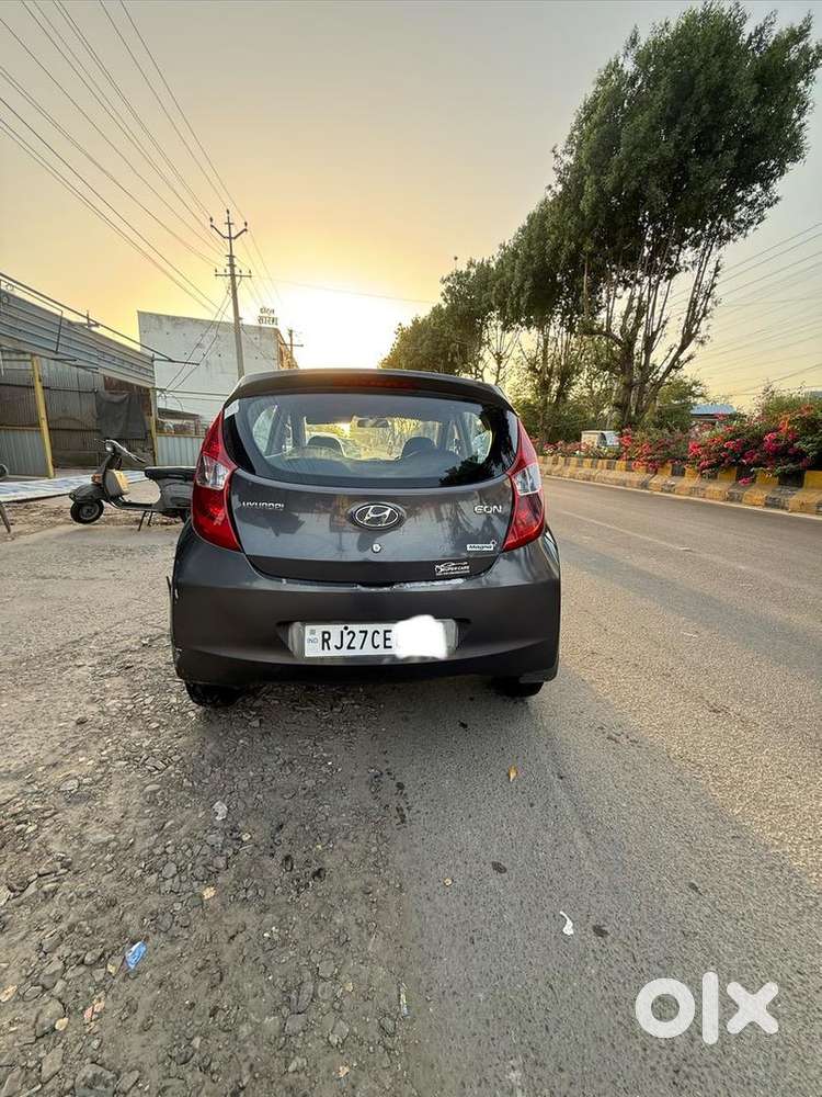 Hyundai Eon  2016 Petrol Well Maintained