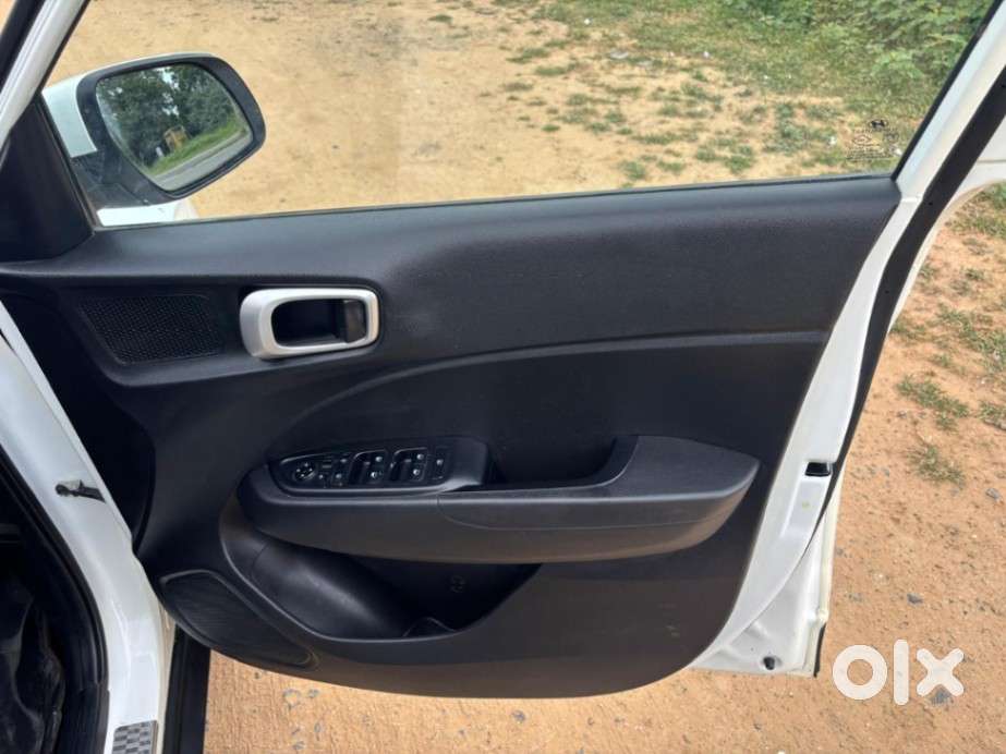 Hyundai Venue Sx Plus Turbo Dct, 2019, Petrol