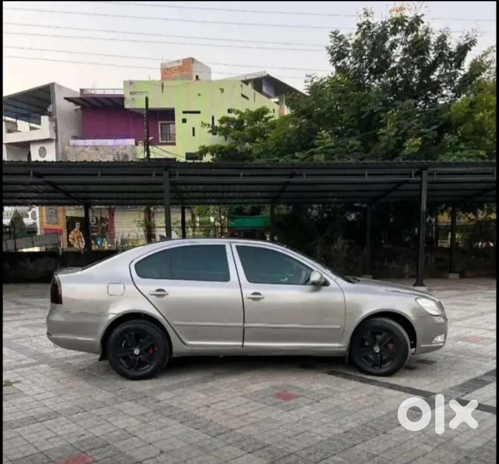 Skoda Laura 2010 Diesel 75000 Km Driven With Vip Number