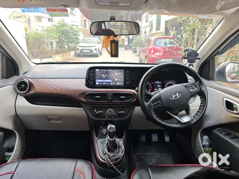 Hyundai Aura 2025 Cng & Hybrids 29000 Km Driven