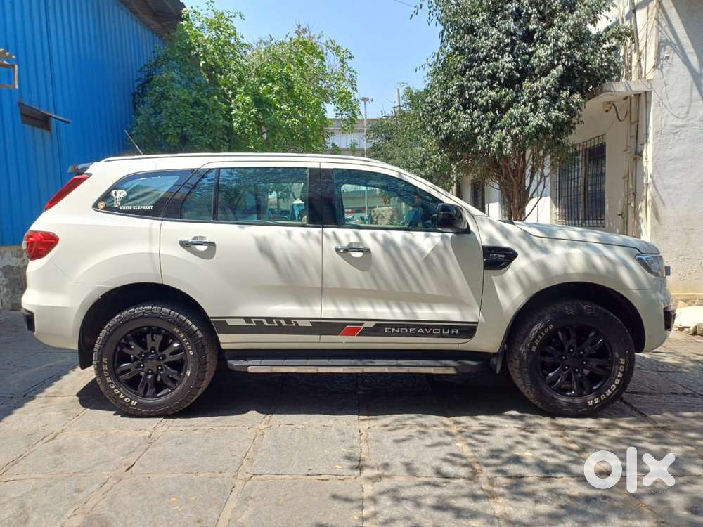 Ford Endeavour 3.2 Titanium At 4x4, 2016, Diesel