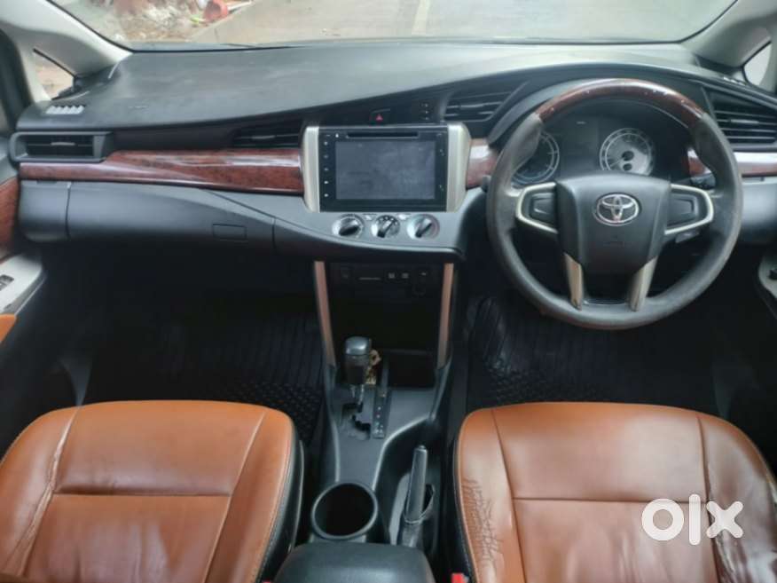 Toyota Innova Crysta 2.8 Gx At 8s, 2016, Diesel