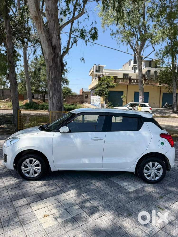 Maruti Suzuki Swift 2022 Petrol 75000 Km Driven