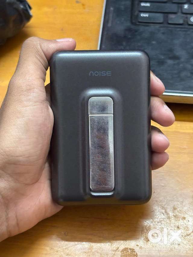 Noise Qi2 MagSafe Wireless 10,000mAh Power Bank &ndash; Onyx