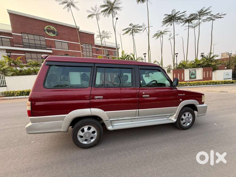 Toyota Qualis 2004