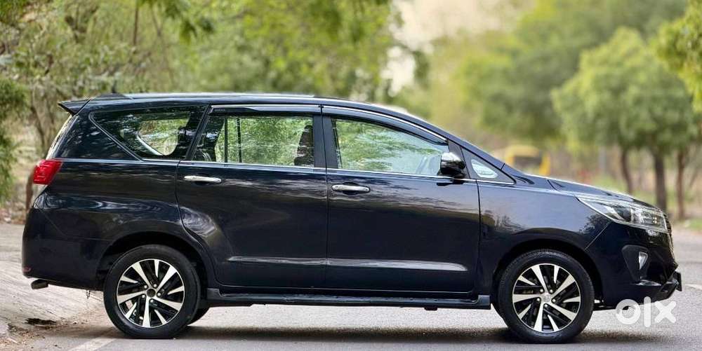 Toyota Innova Crysta [2020-ongoing] 2.7 Zx At 7 Str, 2022, Petrol
